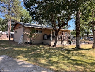 70 Oak Ave, Hayfork, CA 96041