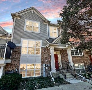 1678 Deer Pointe Dr, South Elgin, IL 60177