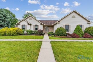1813 Oregon Dr, Findlay, OH 45840