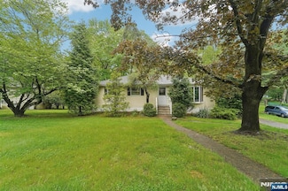 953 Franklin Turnpike, Allendale, NJ 07401