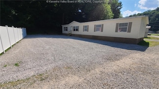 14 Fork Junction Rd, Spurlockville, WV 25565