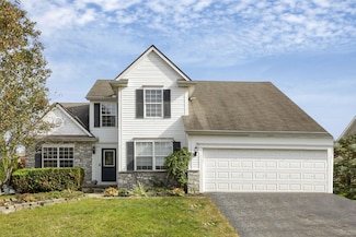 7518 Walnut Dr, Canal Winchester, OH 43110