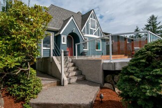 7706 44th Ave SW, Seattle, WA 98136