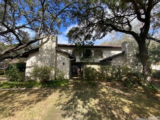10107 N Manton Ln, San Antonio, TX 78213