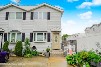 35 Futurity Place, Staten Island, NY 10312