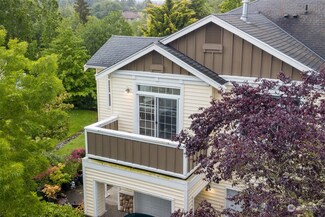 1855 Trossachs Blvd SE Unit 2105, Sammamish, WA 98075