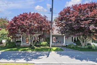 1 Fried Ave, Bristol, RI 02809