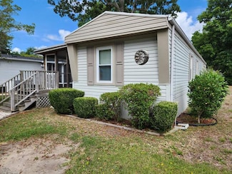 11 Dover St, Murrells Inlet, SC 29576