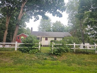 7 Sunrise Dr, Rochester, NH 03867