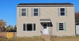 3200 Mound Ave SE, Cedar Rapids, IA 52403