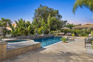 5208 E Gatewood Ln, Anaheim, CA 92807