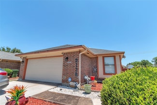 2135 Rose Cliff Ln, Carrollton, TX 75007