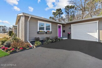 65 Clay Cir, Brick, NJ 08724