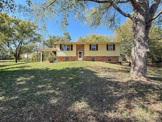 5977 Maple St, Park Hills, MO 63601