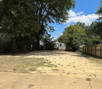 2646 Deadrick Ave, Memphis, TN 38114