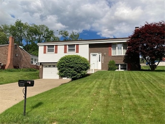 3054 Pitchfork Dr, Mc Kees Rocks, PA 15136
