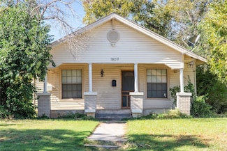 1809 Durham Ave, Brownwood, TX 76801