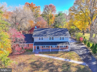 1857 Hunter Mill Rd, Vienna, VA 22182
