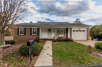 1414 Martha Rd, Charleston, WV 25303
