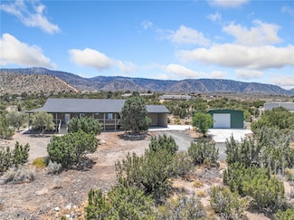 375 Canyon Rd, Pinon Hills, CA 92372