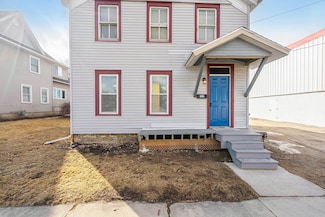 122 S Forest St, Waupun, WI 53963