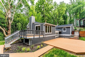 7920 Old Falls Rd, McLean, VA 22102