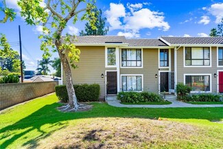 700 W Walnut Ave Unit 20, Orange, CA 92868