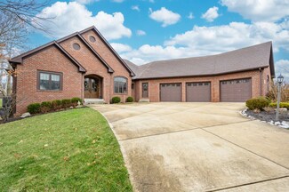 3126 Streamside Dr, Greenwood, IN 46143