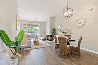 1743 Parkview Green Cir, San Jose, CA 95131