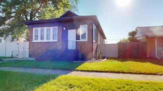 6832 Waveland Ave, Hammond, IN 46323