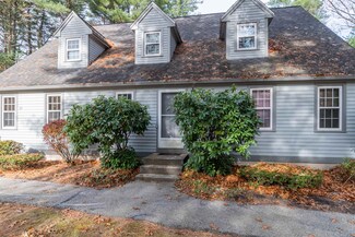 38 Glengarry Dr, Stratham, NH 03885