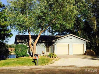 4916 S Sir Lionel Cove, Mapleton, IL 61547