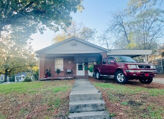 122 Pinewood St, Hot Springs National Park, AR 71913