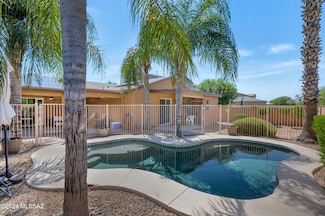 5897 E Cedarbird Dr, Tucson, AZ 85756