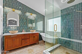 631 S Lanus Dr, Gilbert, AZ 85296