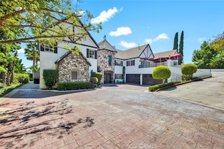 1532 Kensing Ln, Santa Ana, CA 92705