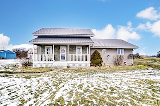 301 E Bellis Rd, Middle Point, OH 45863