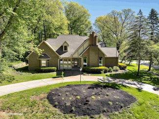 4510 Choctaw Trail, Green Bay, WI 54313