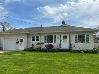 407 Wilson St, Edgerton, WI 53534