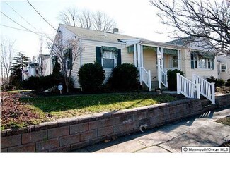 138 Stockton Ave, Ocean Grove, NJ 07756