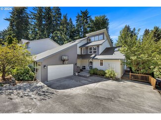 11304 NW 9th Ave, Vancouver, WA 98685