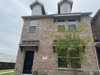 397 Blackthorne Dr, Plano, TX 75074