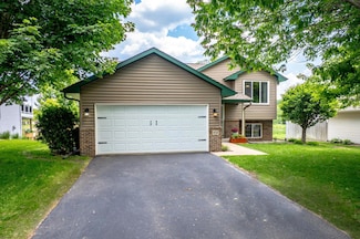 10753 Able St NE, Minneapolis, MN 55434