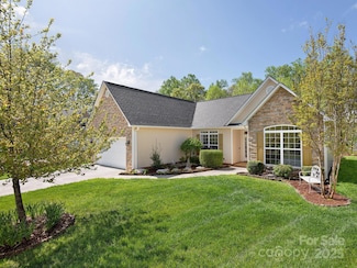 17 Hollow Crest Way, Arden, NC 28704