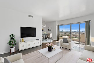 1131 Alta Loma Rd Unit 305, West Hollywood, CA 90069