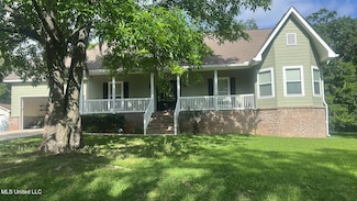 4509 Hickory St, Pascagoula, MS 39567