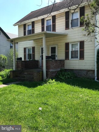 160 W Evergreen St, West Grove, PA 19390