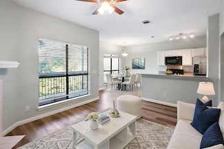7340 Skillman St Unit 1109, Dallas, TX 75231