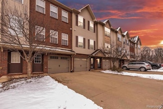 2205 Knotty Pine Trail, Howell, MI 48855