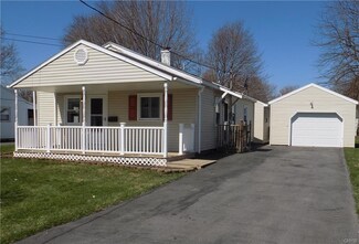 21 Pinecrest Rd, Whitesboro, NY 13492